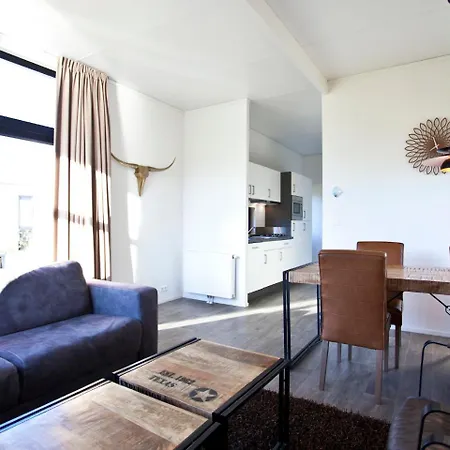 Holiday Droompark Spaarnwoude.7 Ferienhaus Halfweg